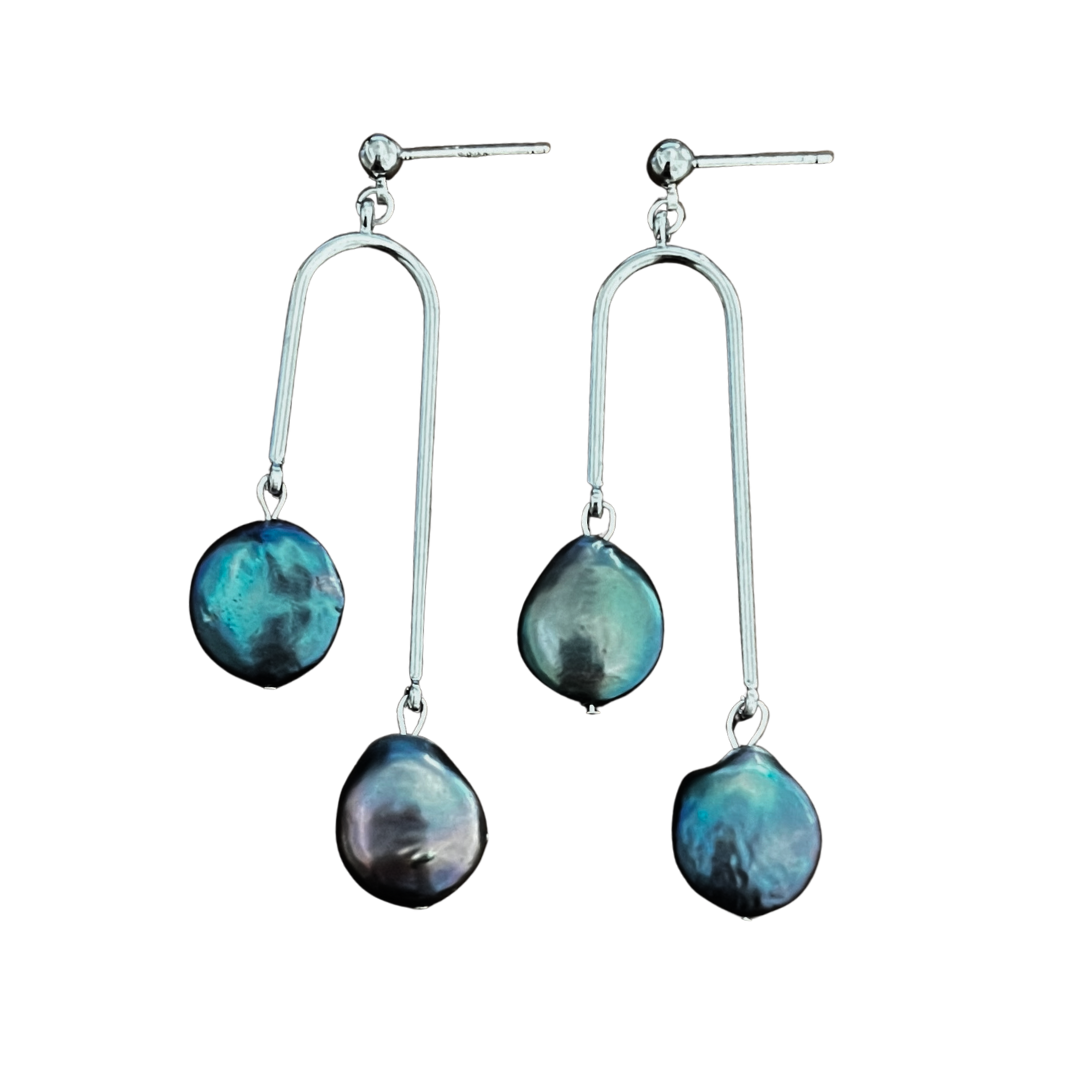 The Pearl Drop Earrings