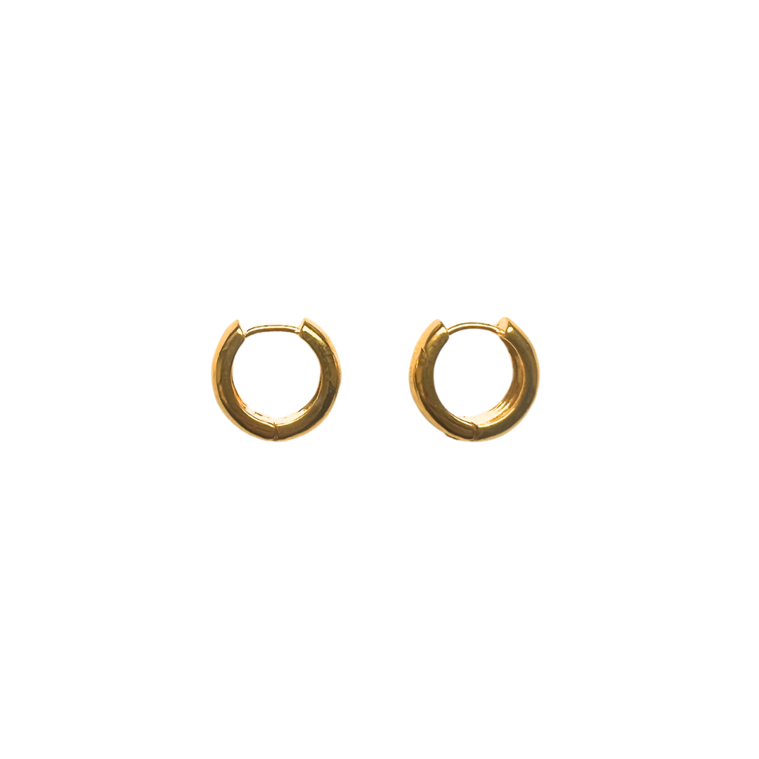 The Gold Huggie in 14mm