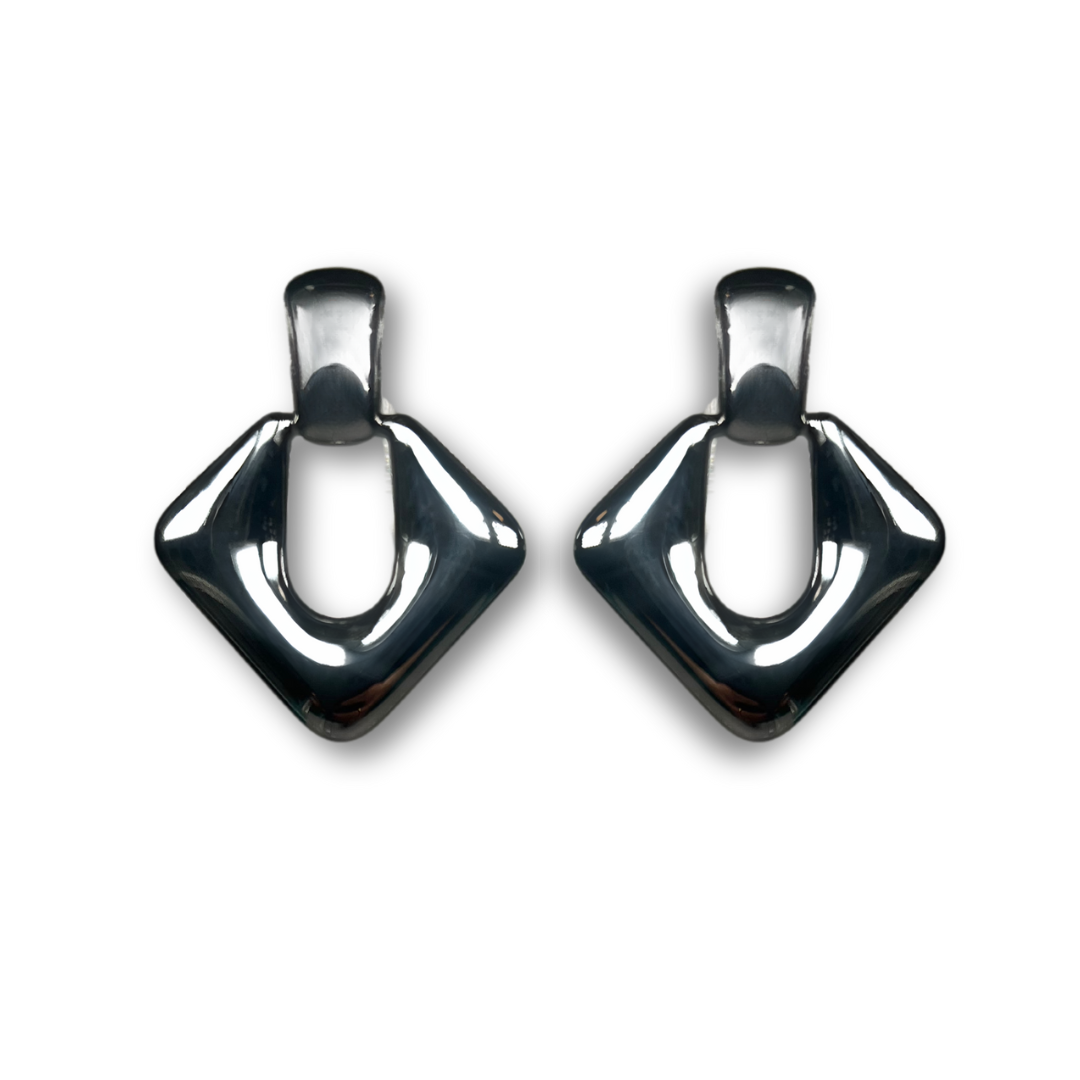 The Yves Earrings in White Gold