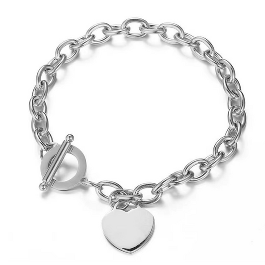 The Heart Bracelet in White Gold