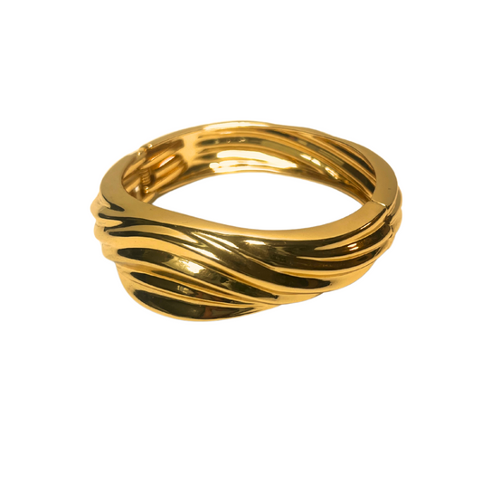 The Ondulée Cuff Bracelet