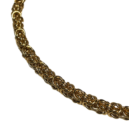 The Stockholm Necklace in Gold