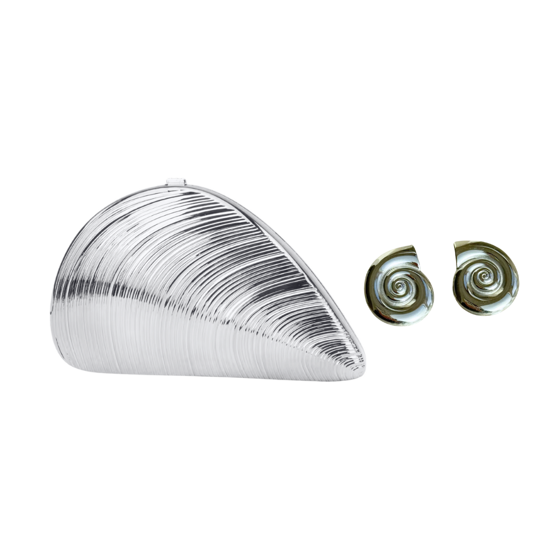 The Shell Set in Silver